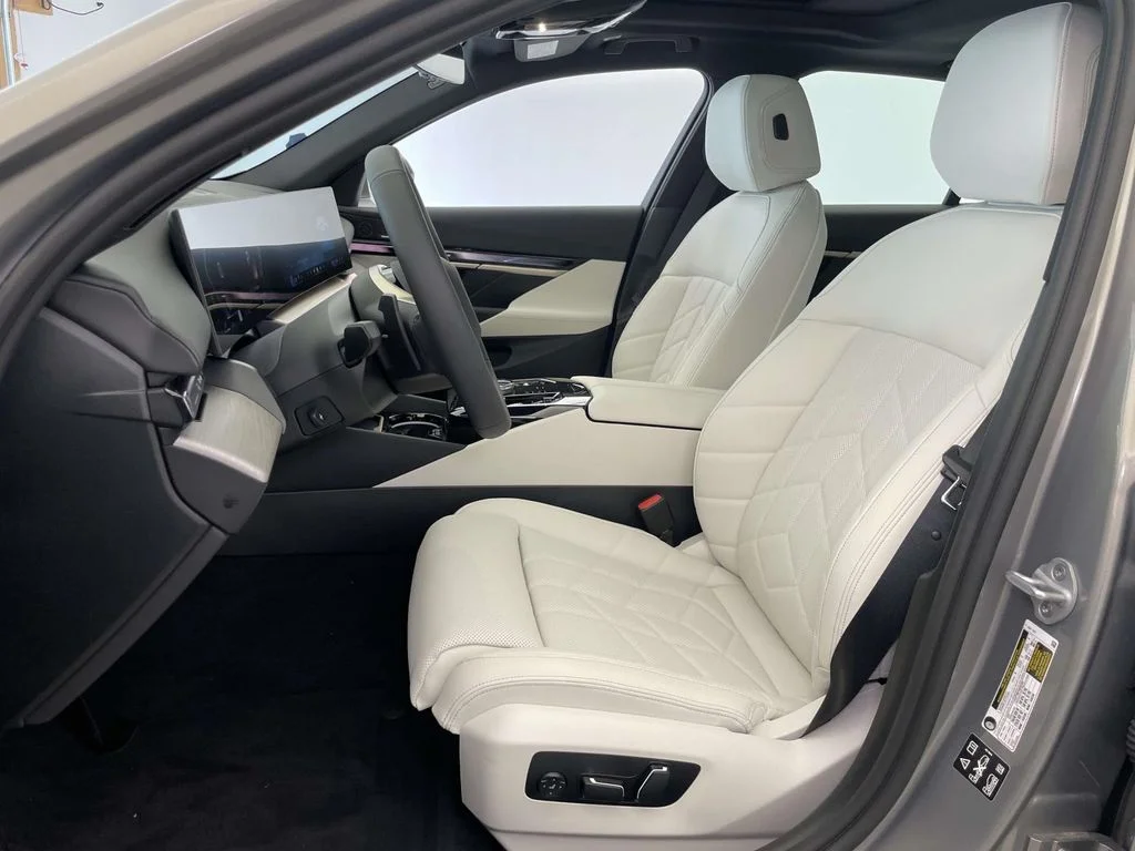 New 2027 Gray BMW 530i xDrive image 13