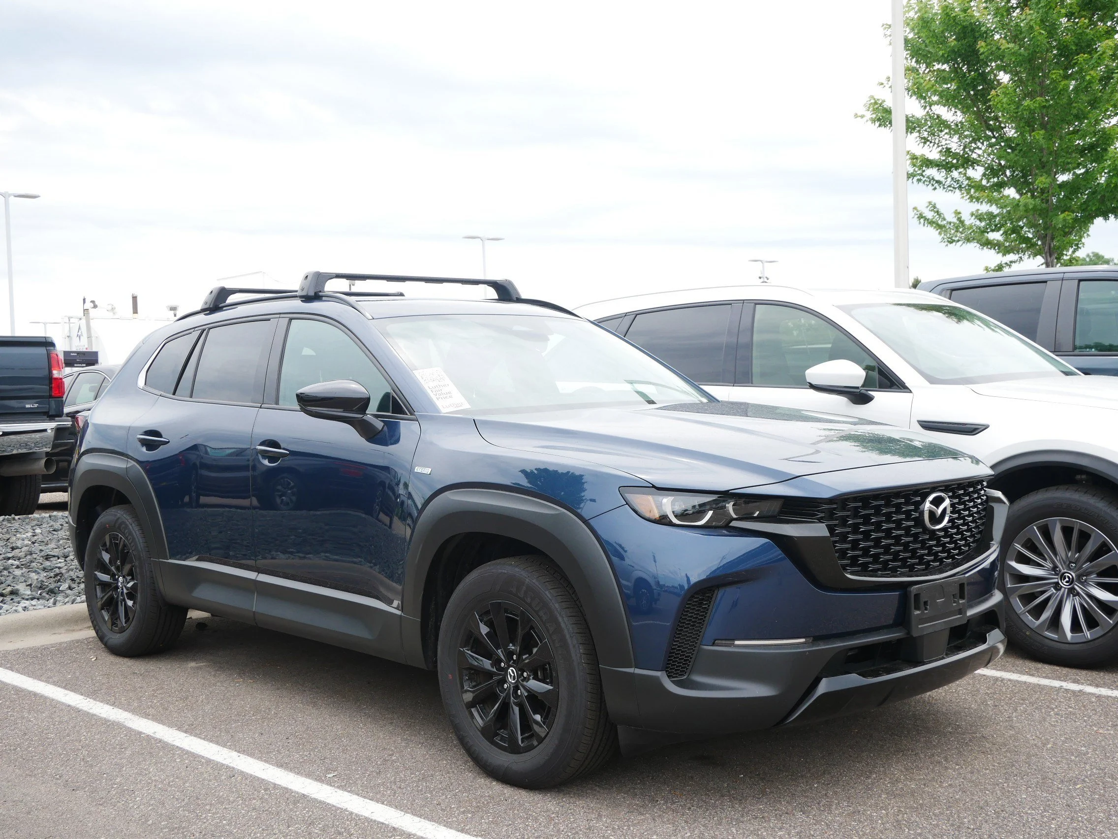 2025 Mazda CX-50 2.5 Hybrid Premium's photo