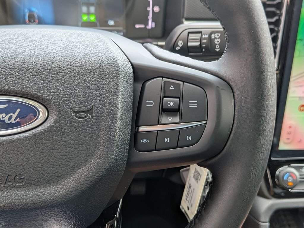 New 2026 Oxford White Ford XLT image 21