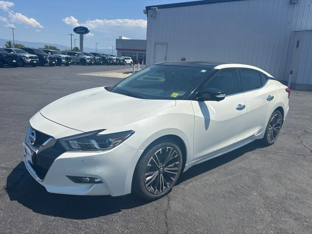 Used 2016 Nissan Maxima Platinum with VIN 1N4AA6AP2GC421653 for sale in Delta, CO
