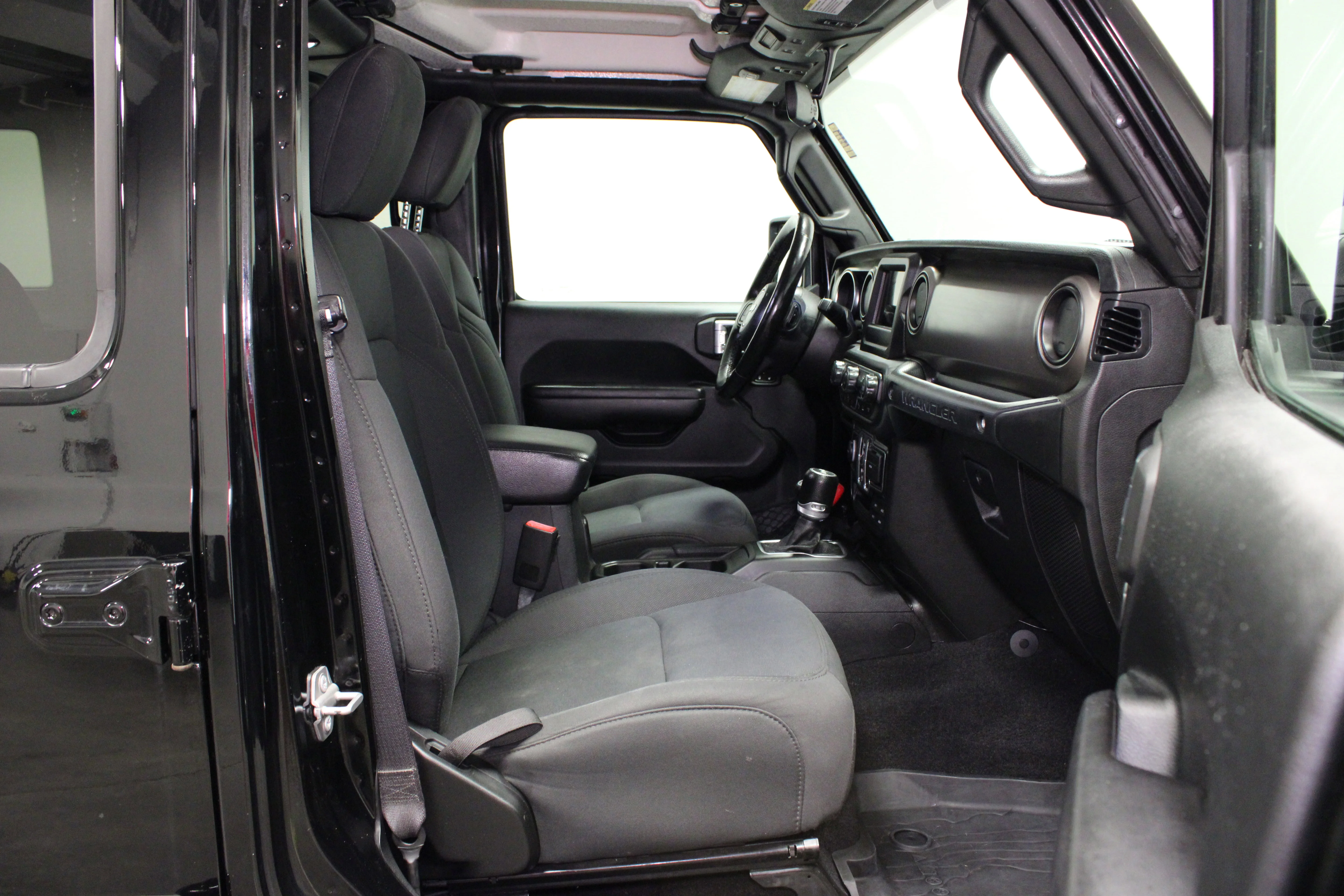 Used 2021 Black Clearcoat Jeep Sport image 16