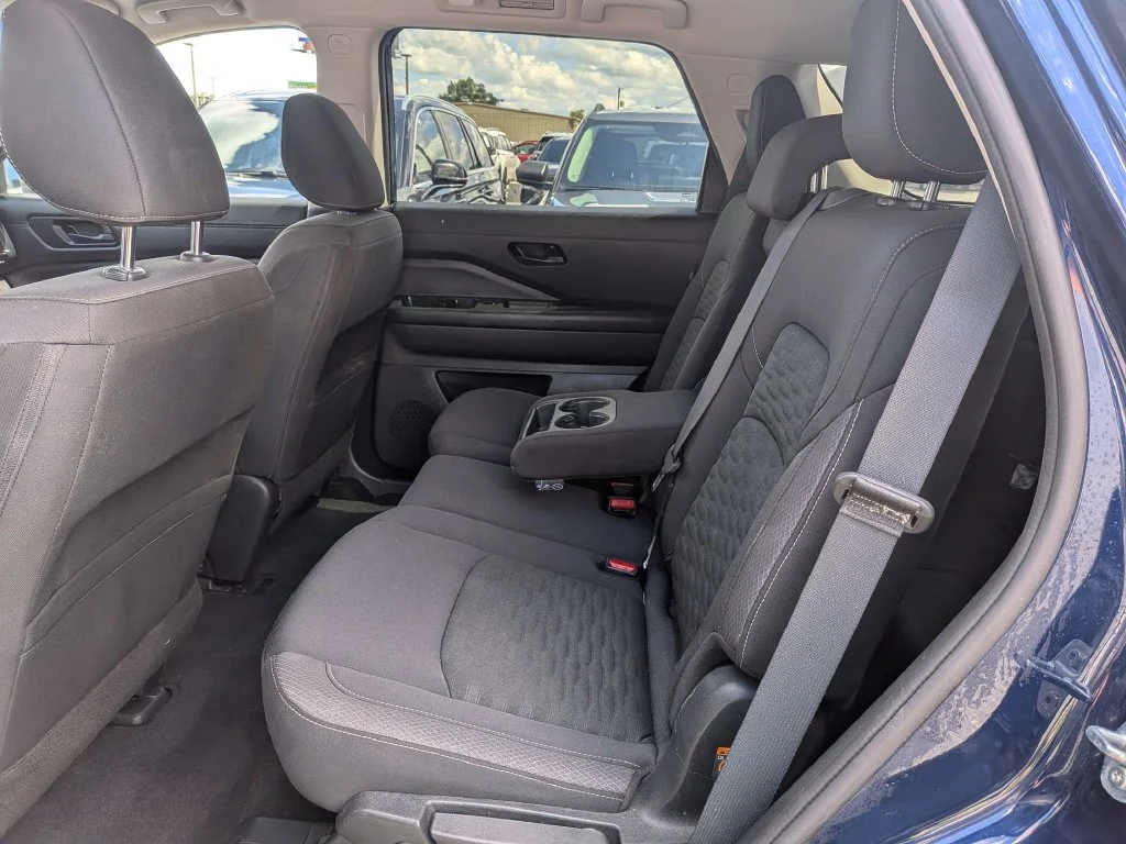 Certified Used 2025 Deep Ocean Blue Nissan SV image 15