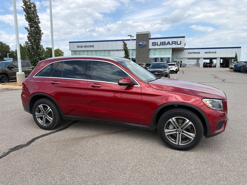 Used 2019 Red Mercedes-Benz GLC 300 image 1