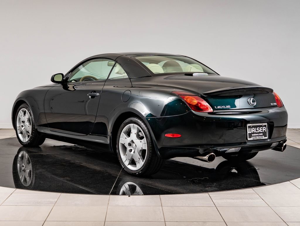 Used 2004 Green Lexus 430 image 7