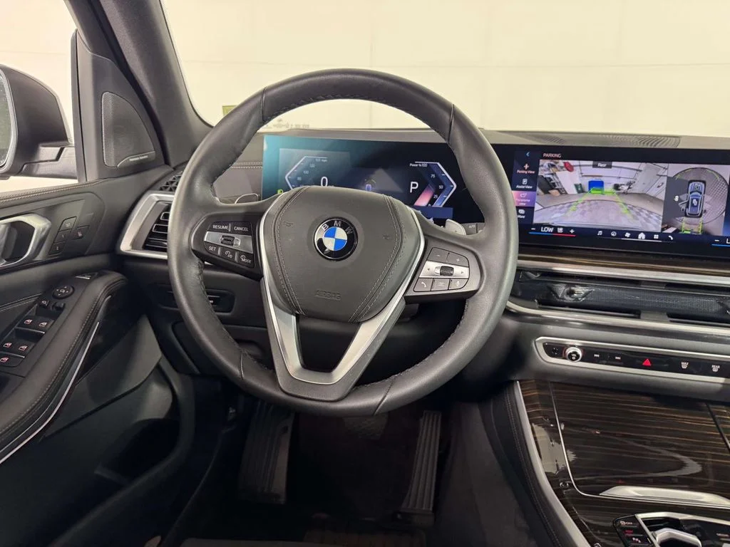Used 2026 Gray BMW xDrive40i image 18