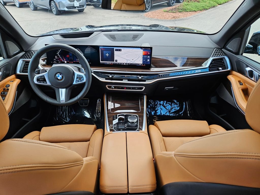 Used 2026 Black Sapphire Metallic BMW xDrive40i image 22
