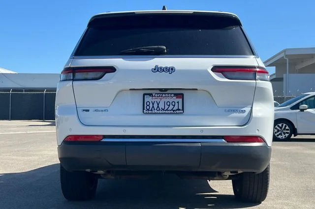 Used 2021 Bright White Clearcoat Jeep Limited image 4