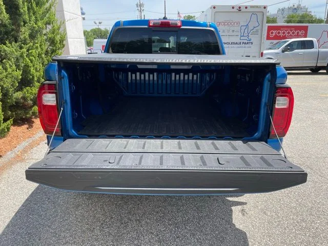 Used 2023 Blue Metallic GMC AT4 image 39