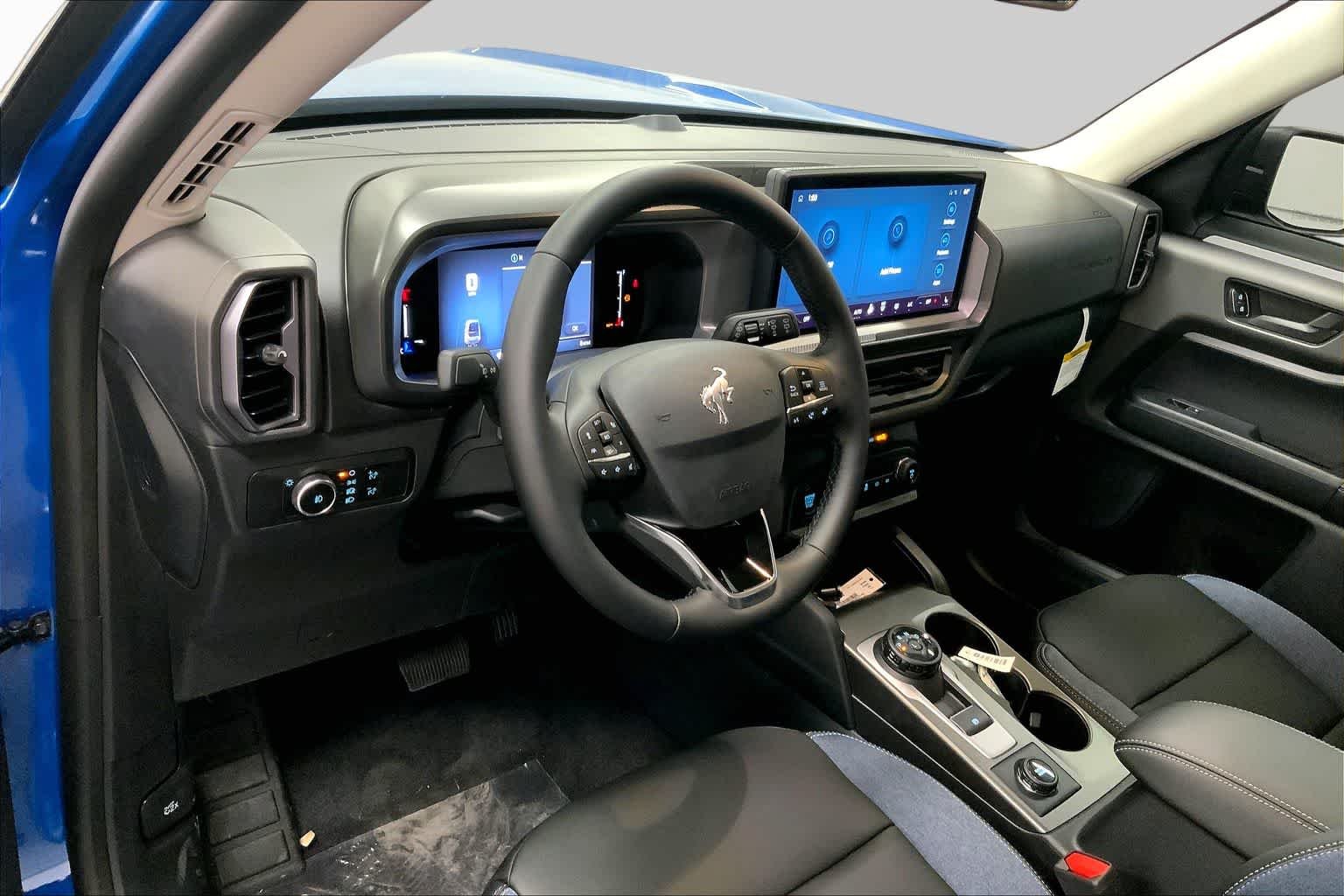 New 2026 Velocity Blue Metallic Ford Outer Banks® image 7