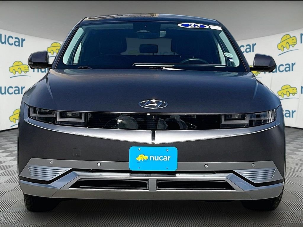 Used 2022 Gray Hyundai Limited image 2