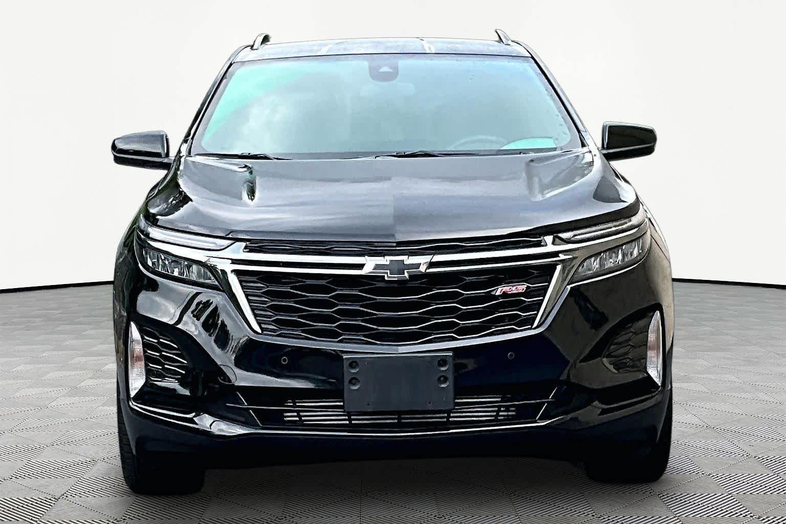 Used 2023 Mosaic Black Metallic Chevrolet RS image 4