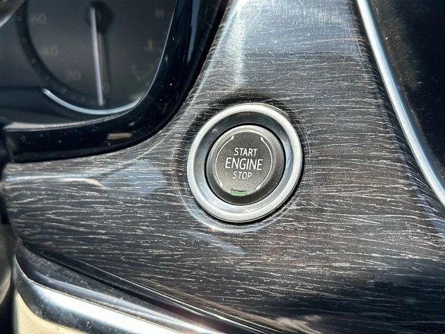Used 2020 Black Cadillac Premium Luxury image 31