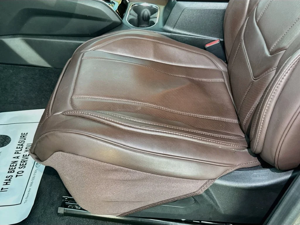 Used 2025 Brown GMC Elevation image 23