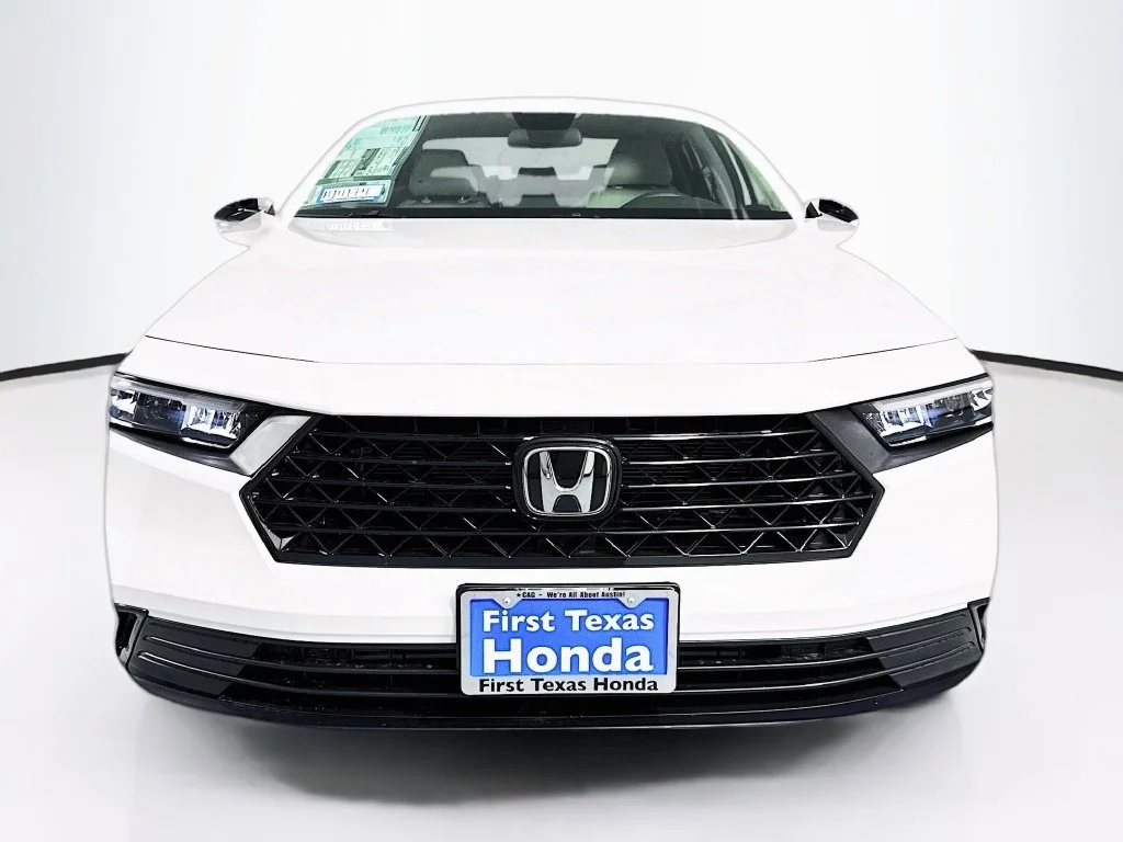 New 2026 Platinum White Pearl Honda SE image 2