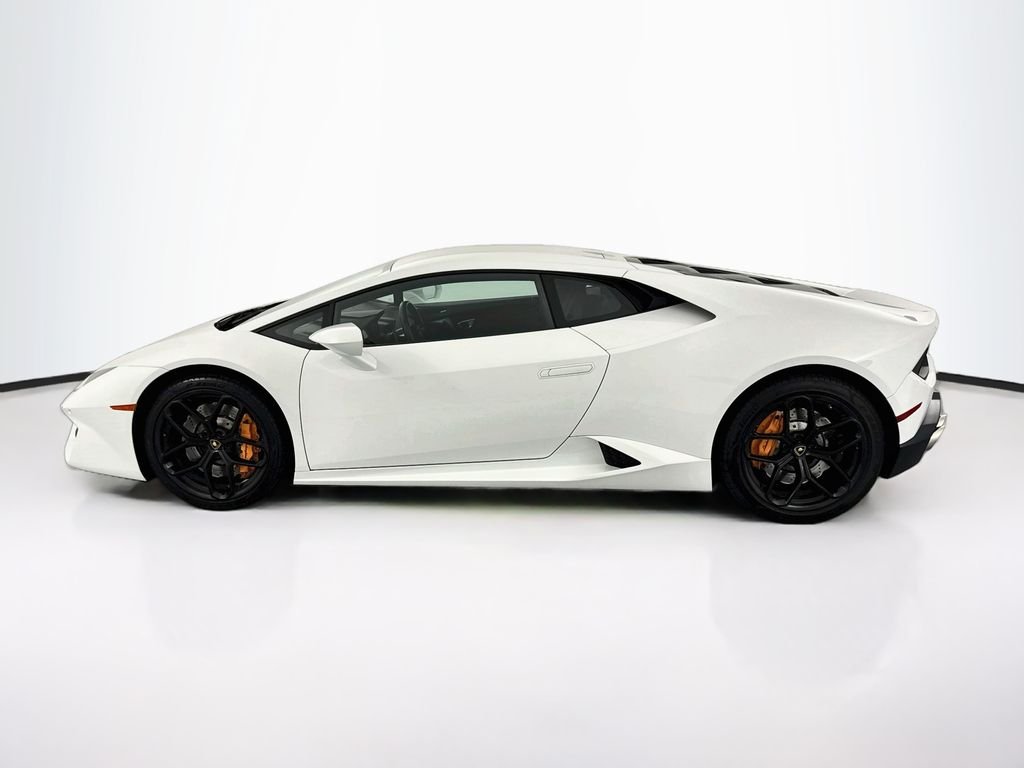 Used 2017 White Lamborghini LP580-2 image 8