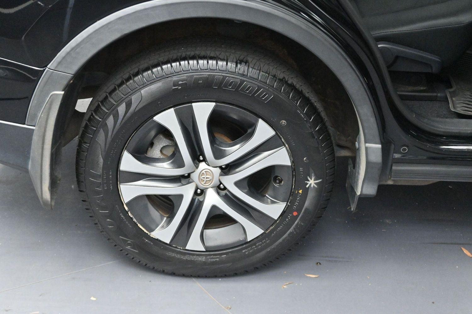 Used 2018 Black Toyota LE image 31