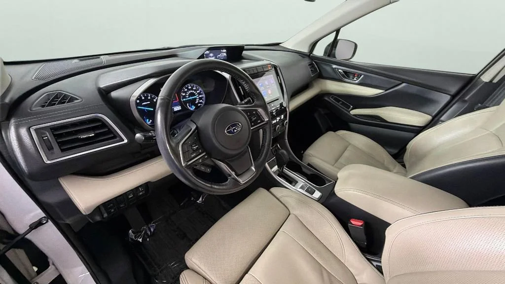 Used 2019 White Subaru Limited image 18