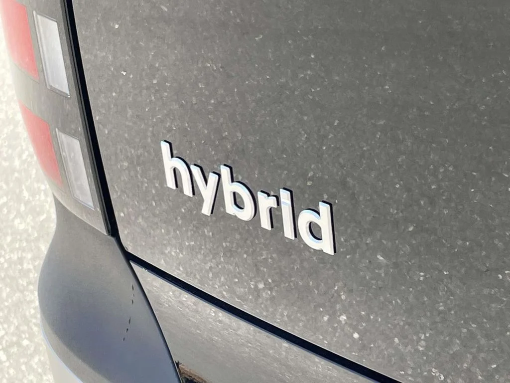 New 2026 Black Hyundai SEL Premium image 8