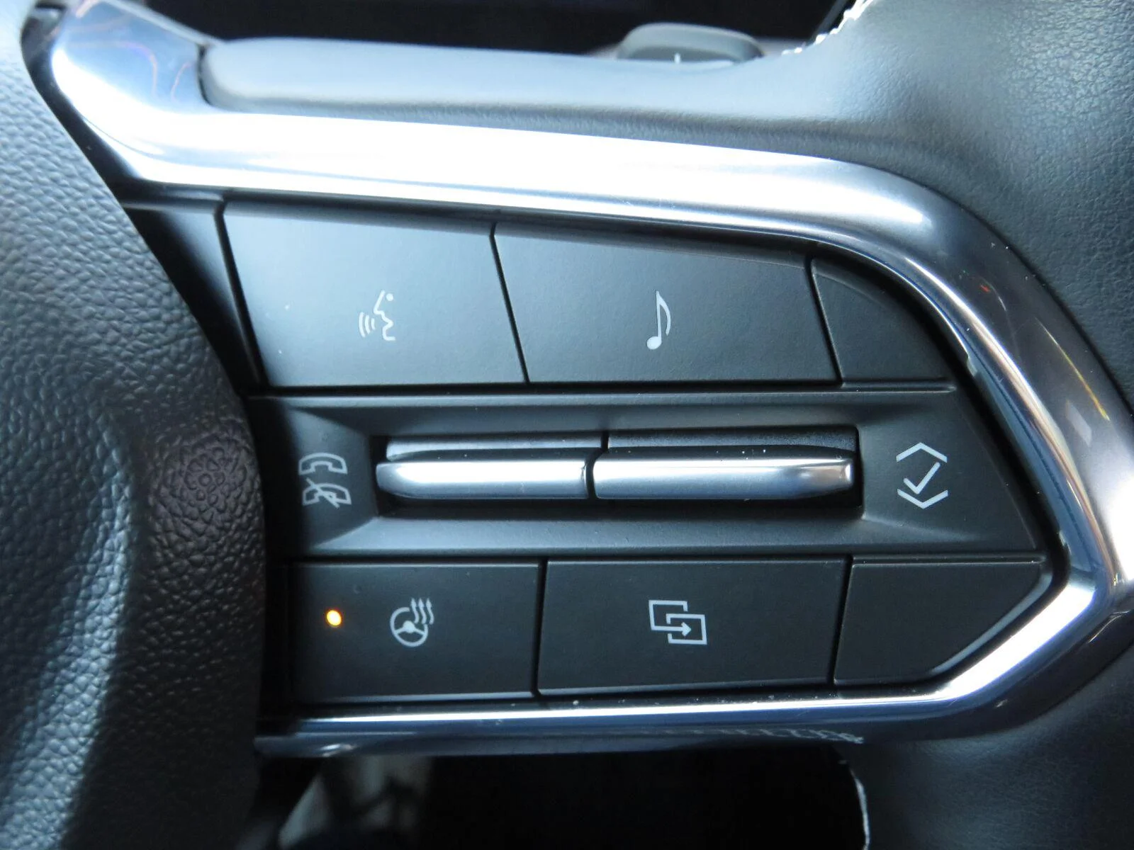Used 2026 Mosaic Black Metallic Chevrolet High Country image 34