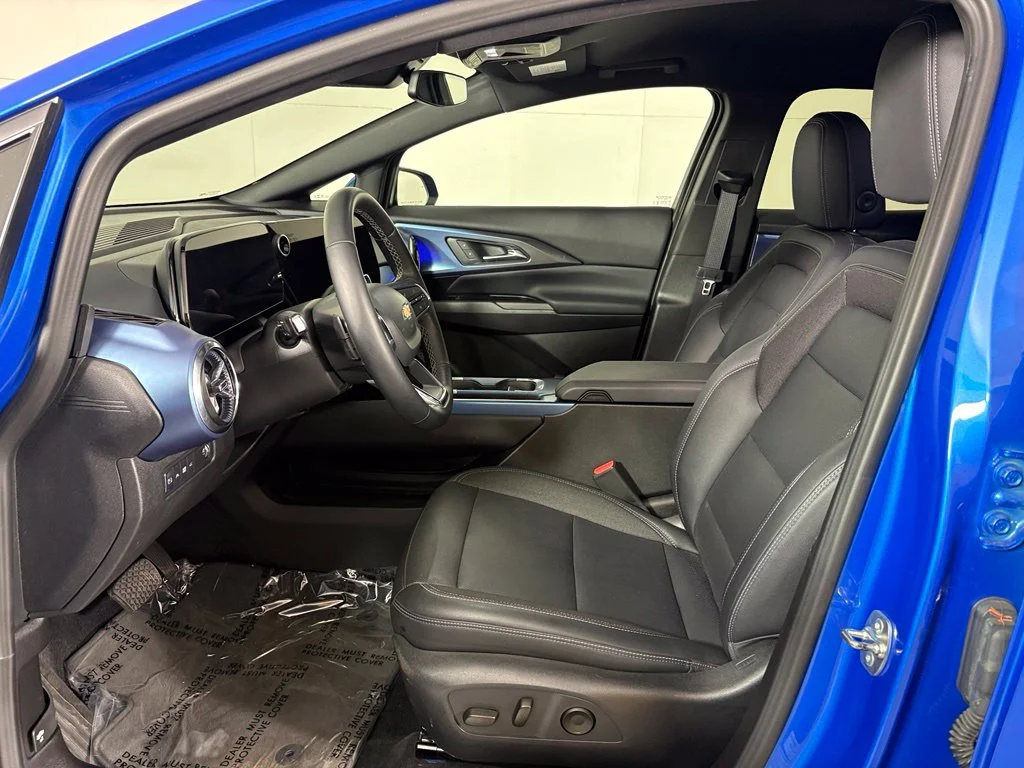 Used 2024 Blue Chevrolet LT image 18