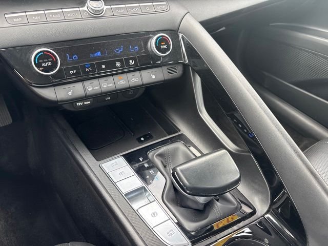 Used 2025 Blue Hyundai Limited image 27
