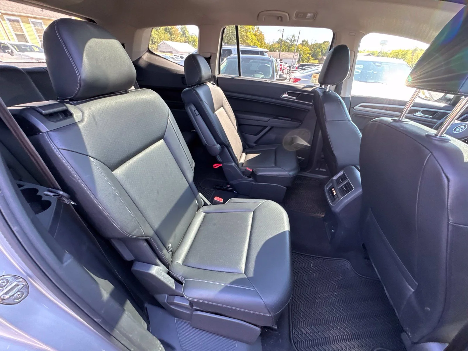 Used 2019  Volkswagen 3.6L V6 SE image 31