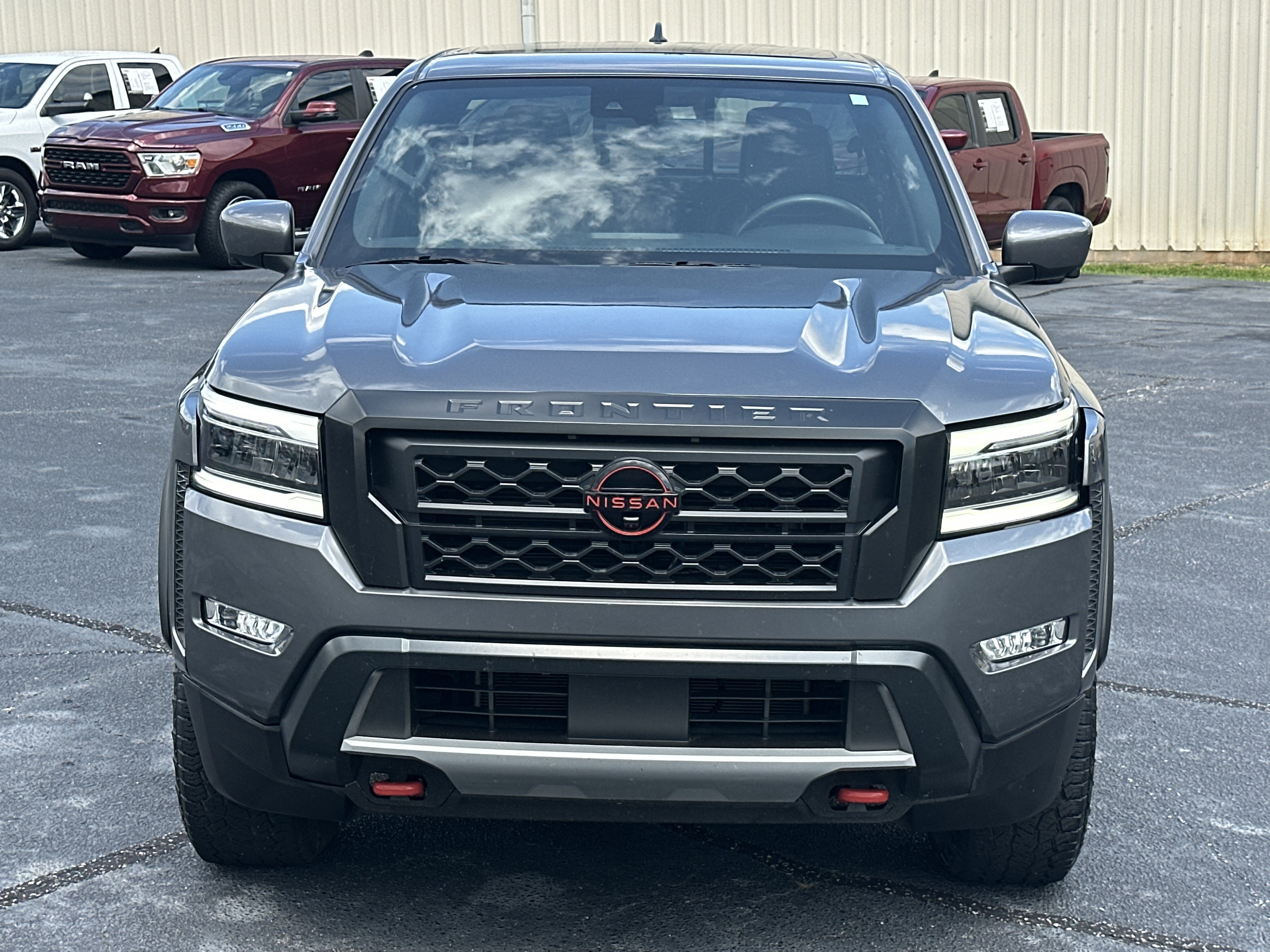 Used 2024 Gun Metallic Nissan PRO-X image 3