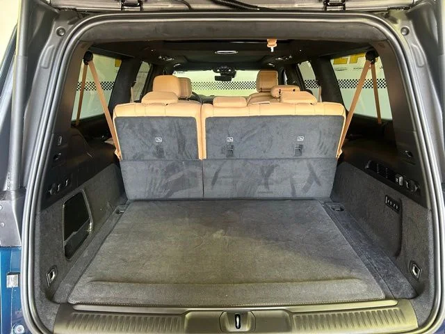 New 2026 Fathom Blue Pearl-Coat Exterior Paint (Late Availability) Jeep Grand Wagoneer image 50