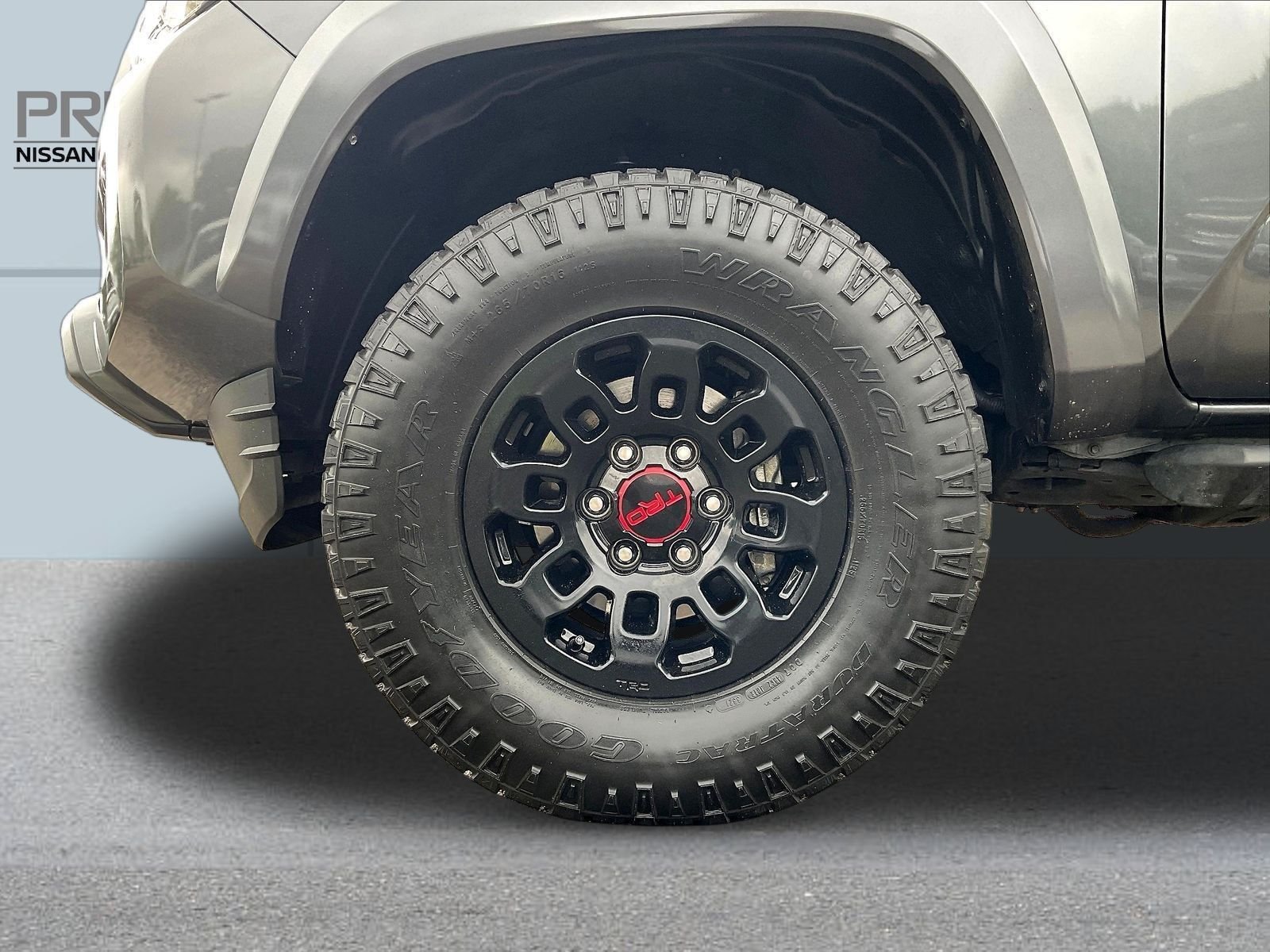 Used 2022 Gray Toyota SR5 image 36
