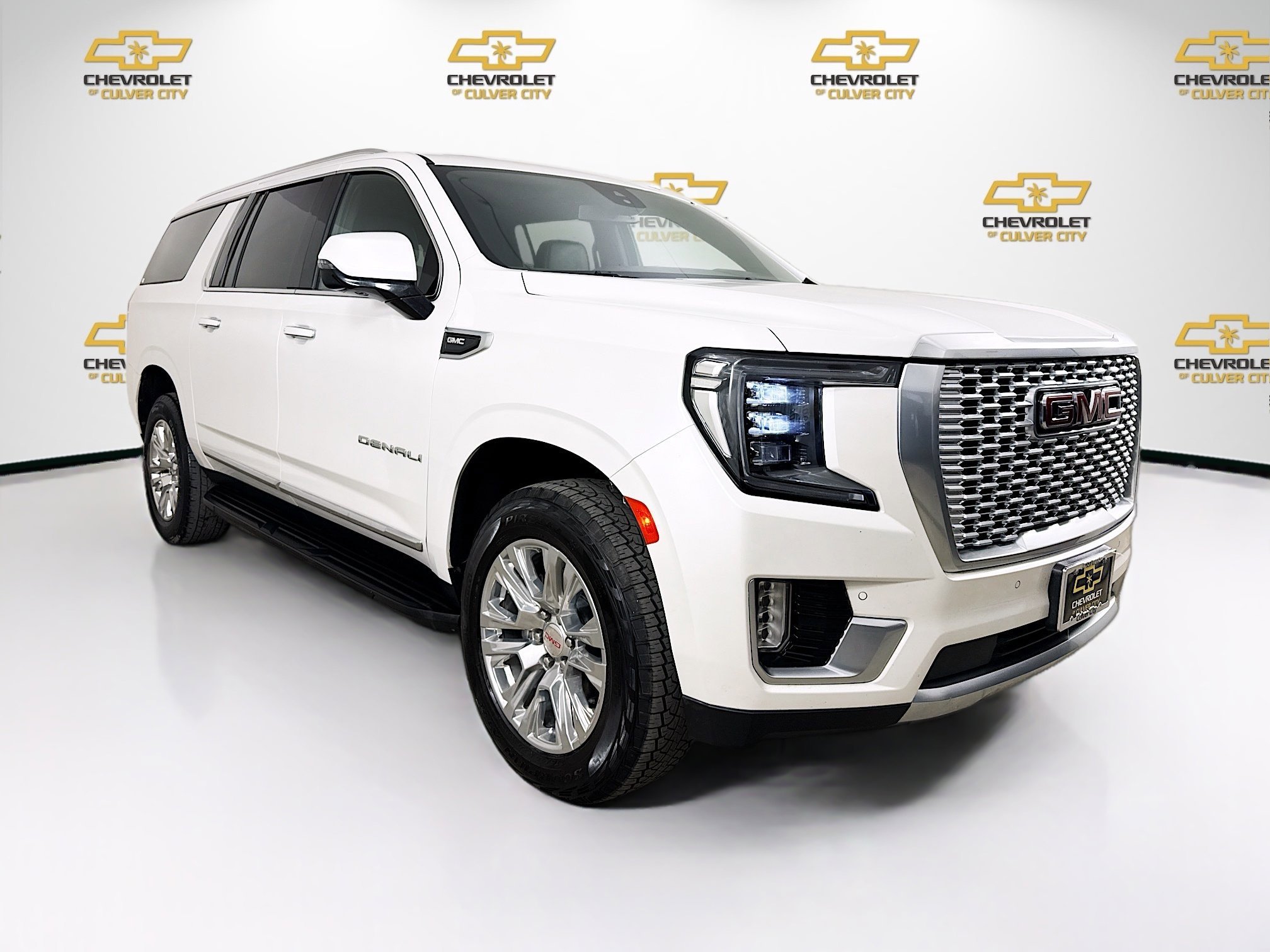2023 GMC Yukon Denali AWD's photo