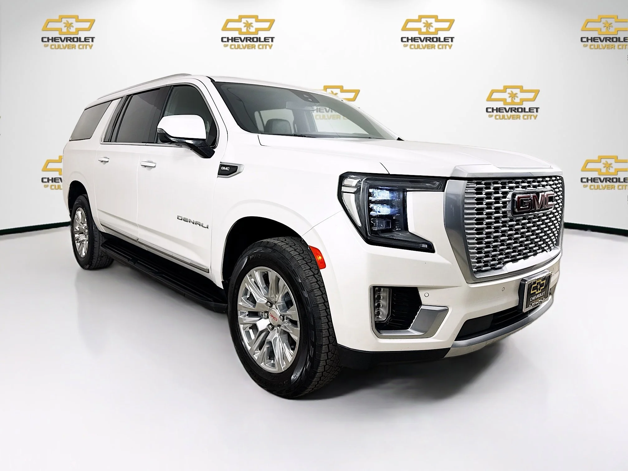 2023 GMC Yukon Denali AWD's photo