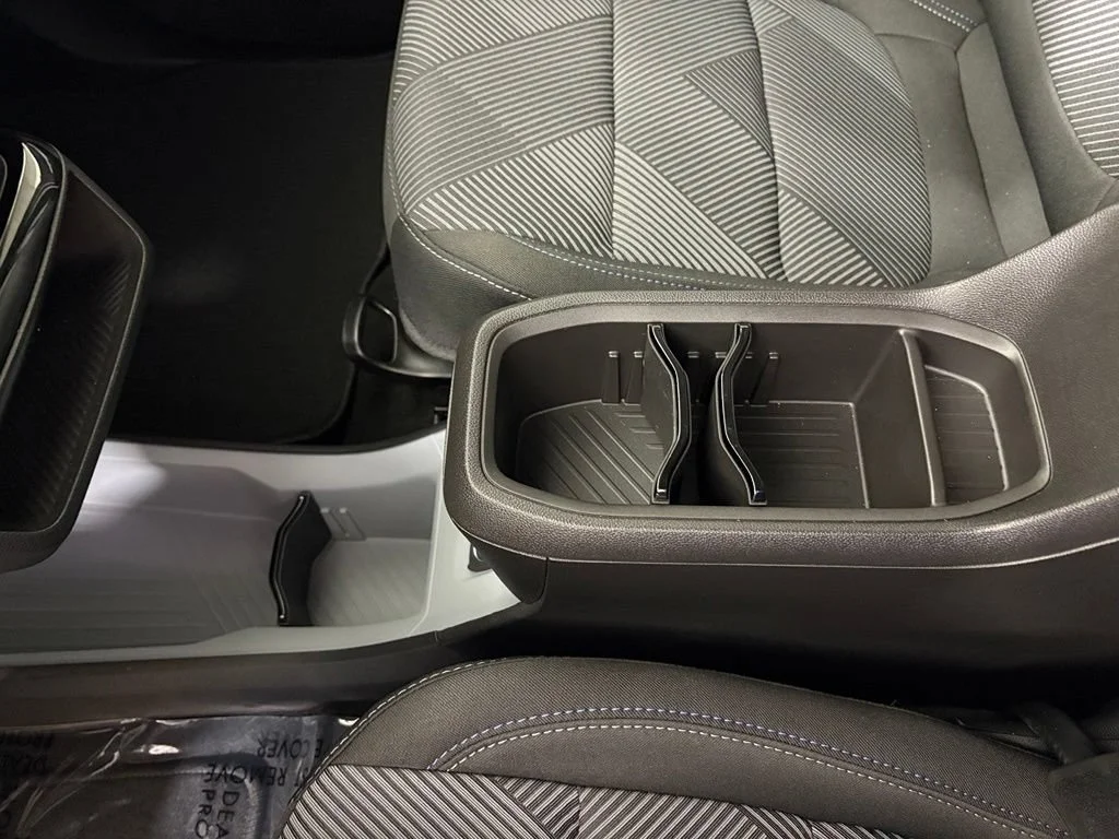 New 2027 Sterling Grey Metallic Chevrolet LT image 33