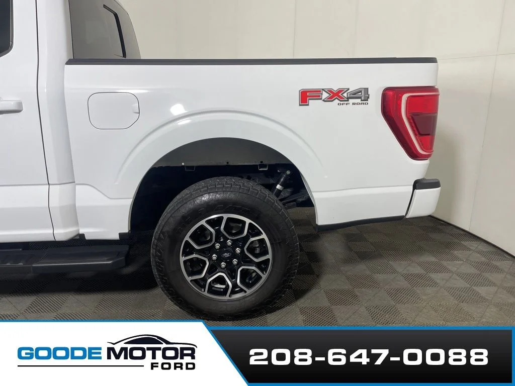 Certified Used 2023 Oxford White Ford XLT image 5