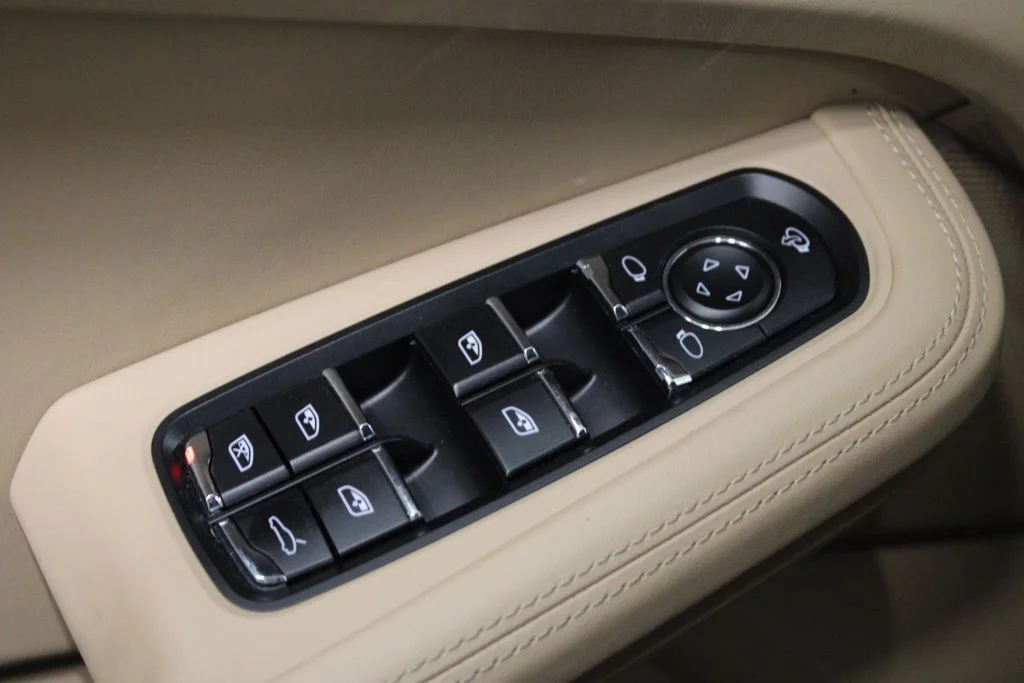 Certified Used 2025 Black Porsche  image 18