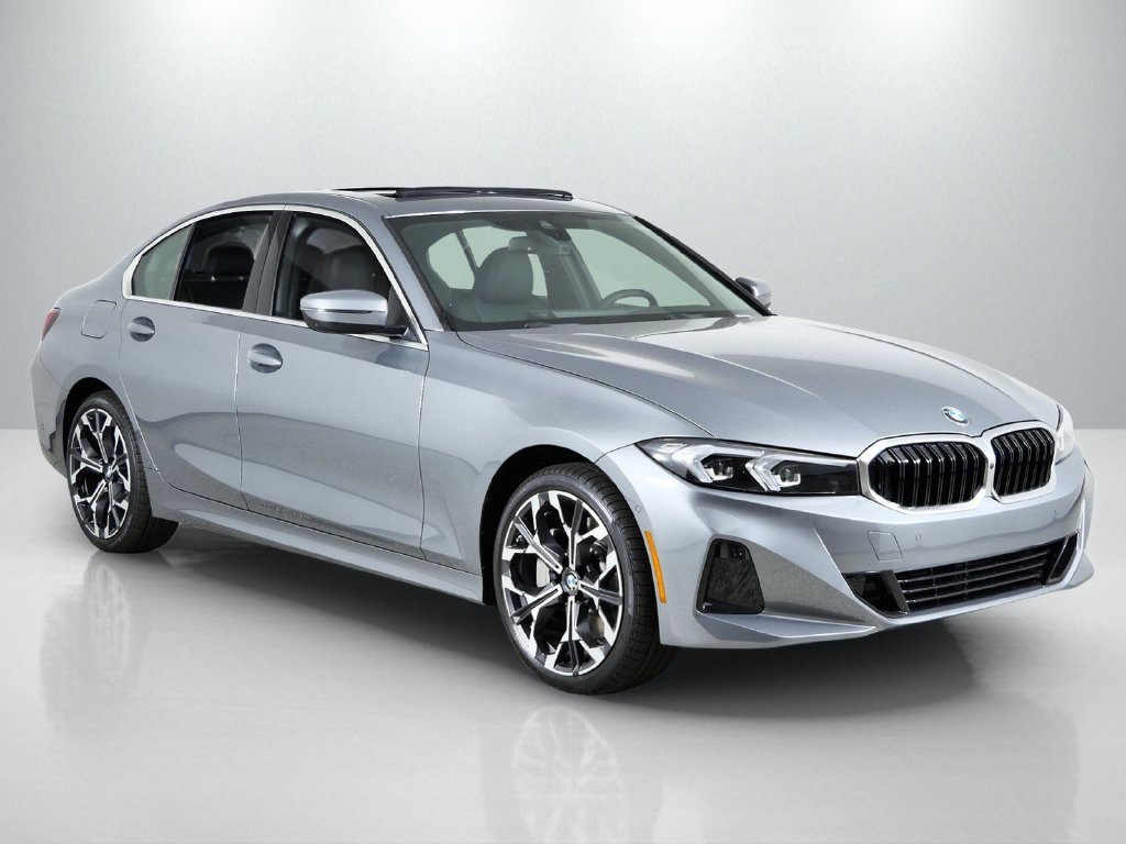 2026 BMW 3 Series 330i - Photo 7