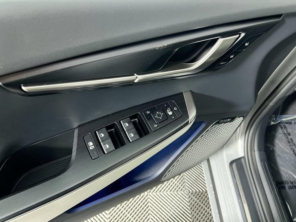 New 2026 Wolf Gray Kia GT-LINE image 16