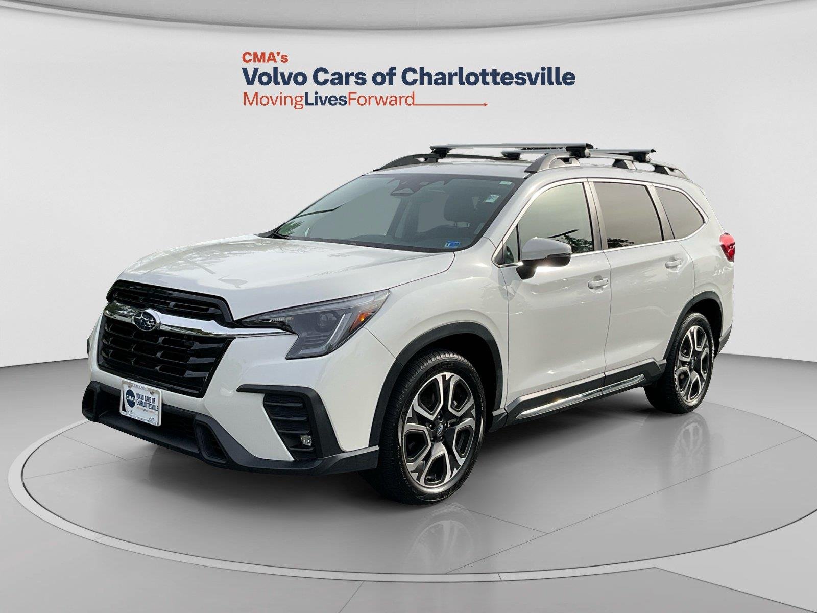 Used 2023 Crystal White Pearl Subaru Limited image 1
