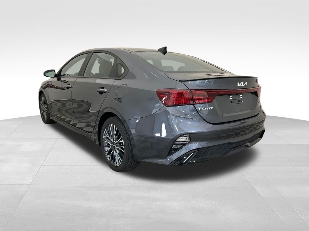 Used 2023 Gray Kia GT-Line image 3