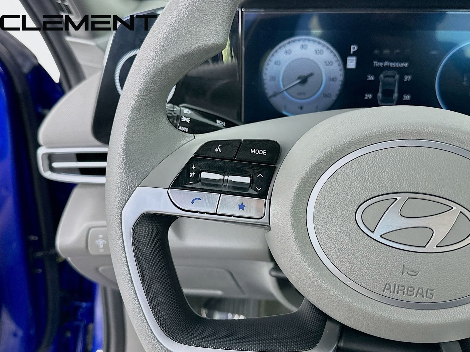 2024 Hyundai Elantra SEL - Photo 15