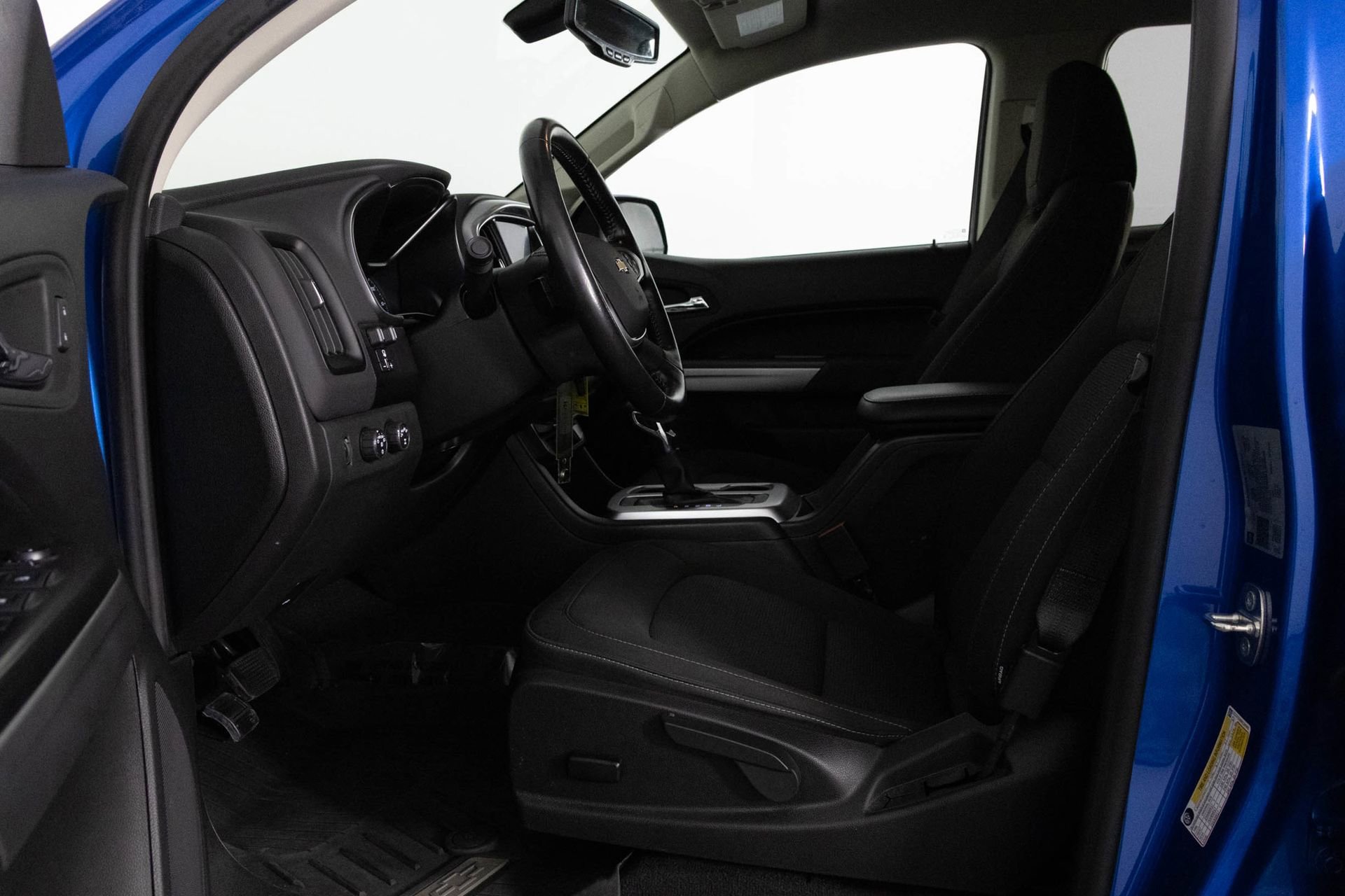 2022 CHEVROLET COLORADO - Image 15