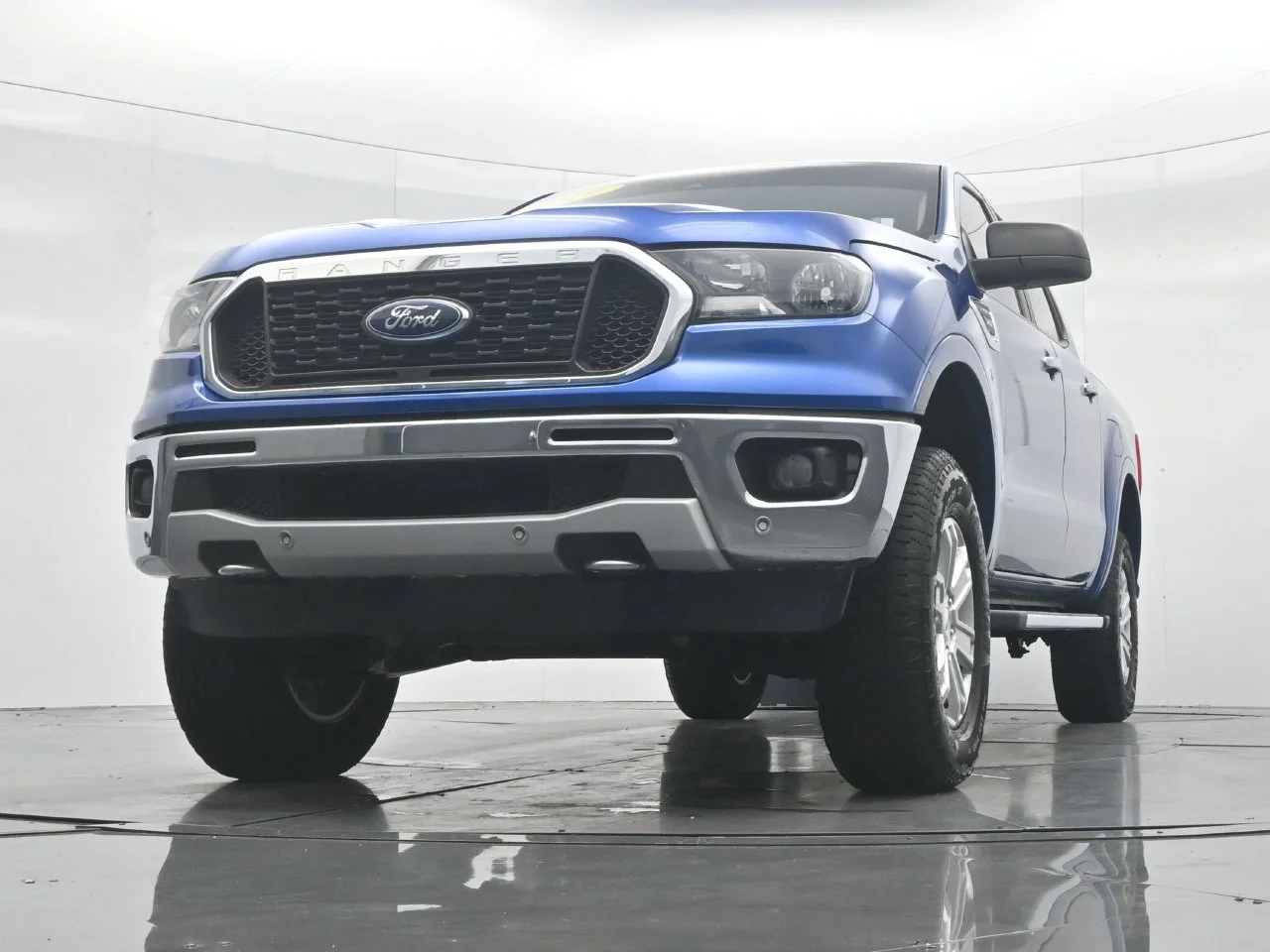 Used 2019 Lightning Blue Metallic Ford XLT image 46