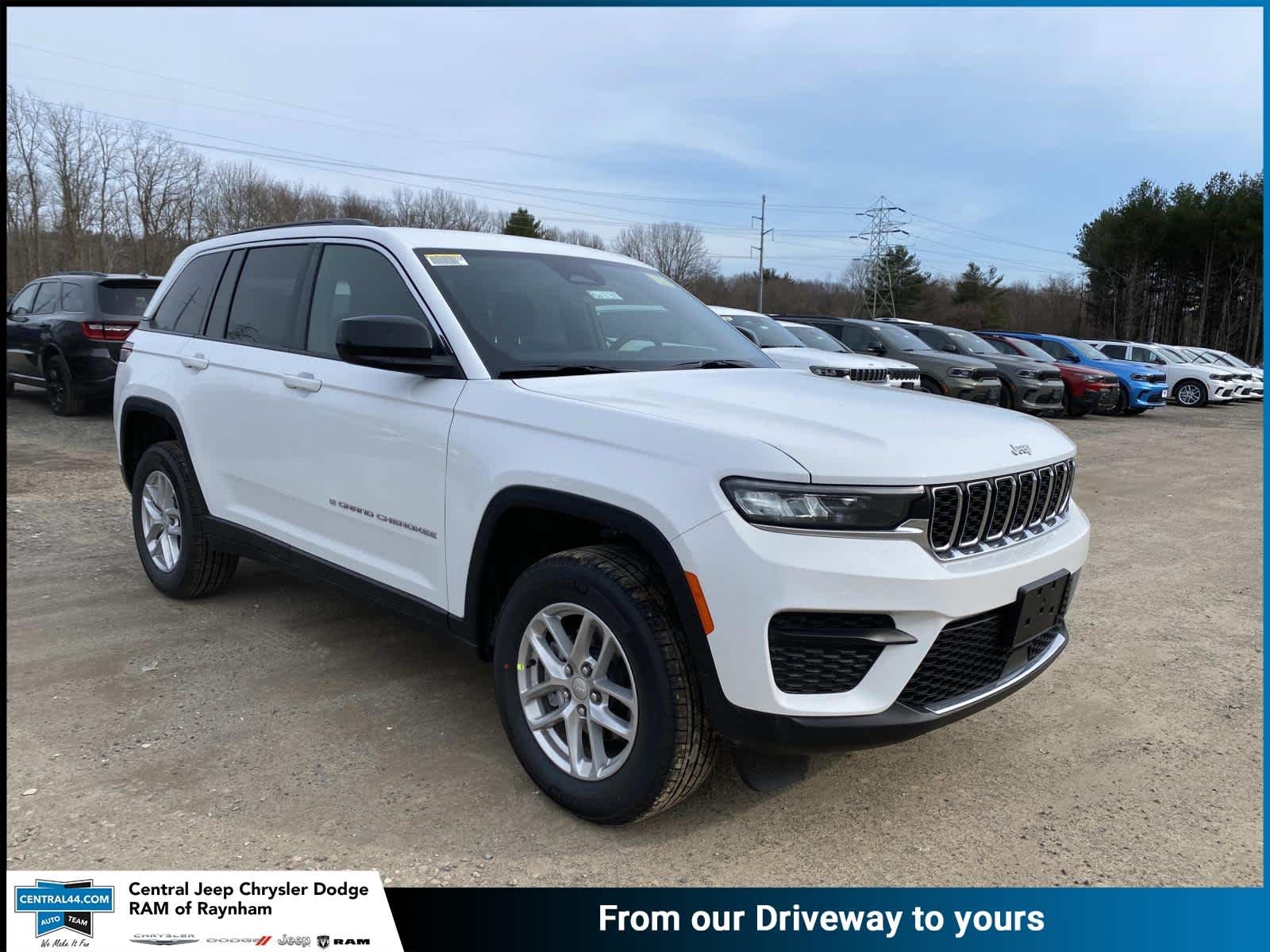 2026 Jeep Grand Cherokee Laredo