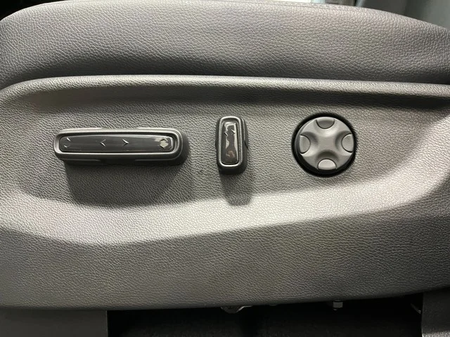 New 2026 Platinum White Pearl Honda EX-L image 14