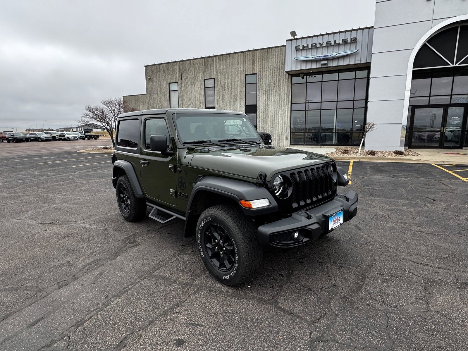 Used 2021  Jeep Willys image 15