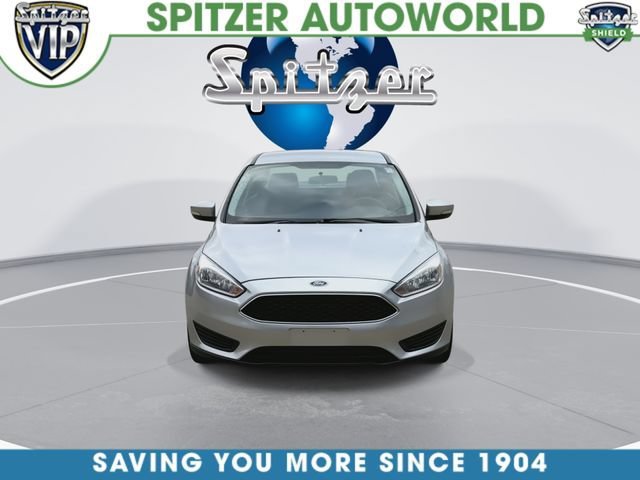 Used 2016  Ford SE image 4