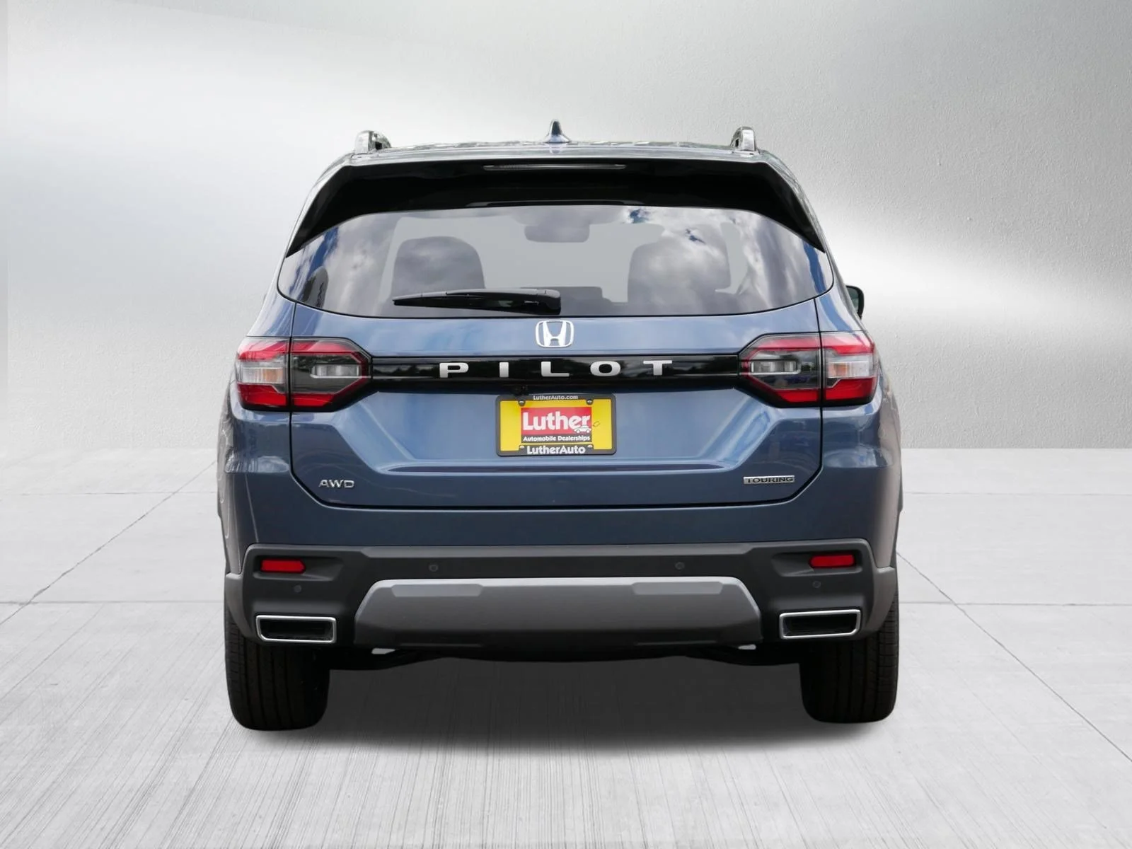 New 2026 Smoke Blue Pearl Honda Touring image 6