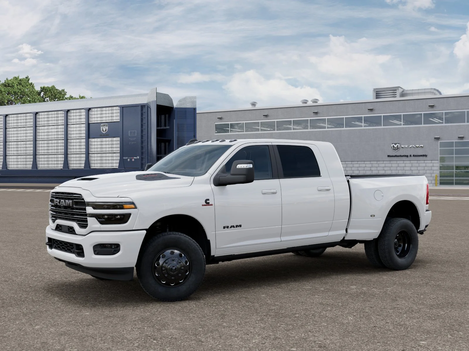 New 2027 Bright White Clear-Coat Exterior Paint RAM Laramie image 28