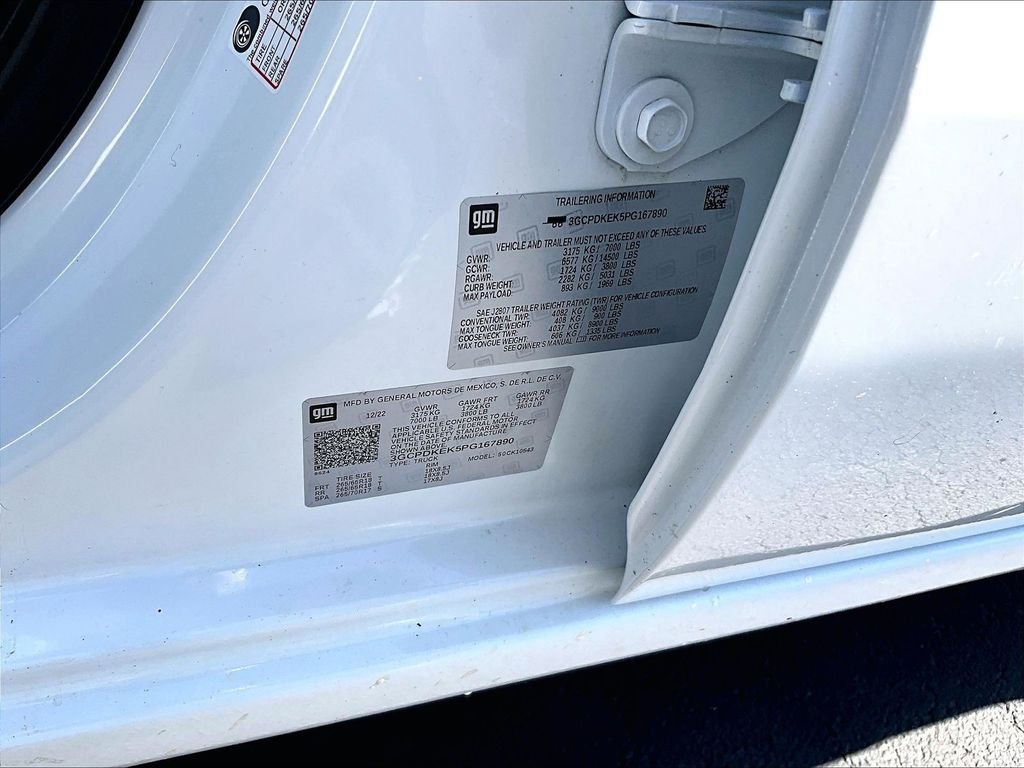 Used 2023 White Chevrolet LT image 35