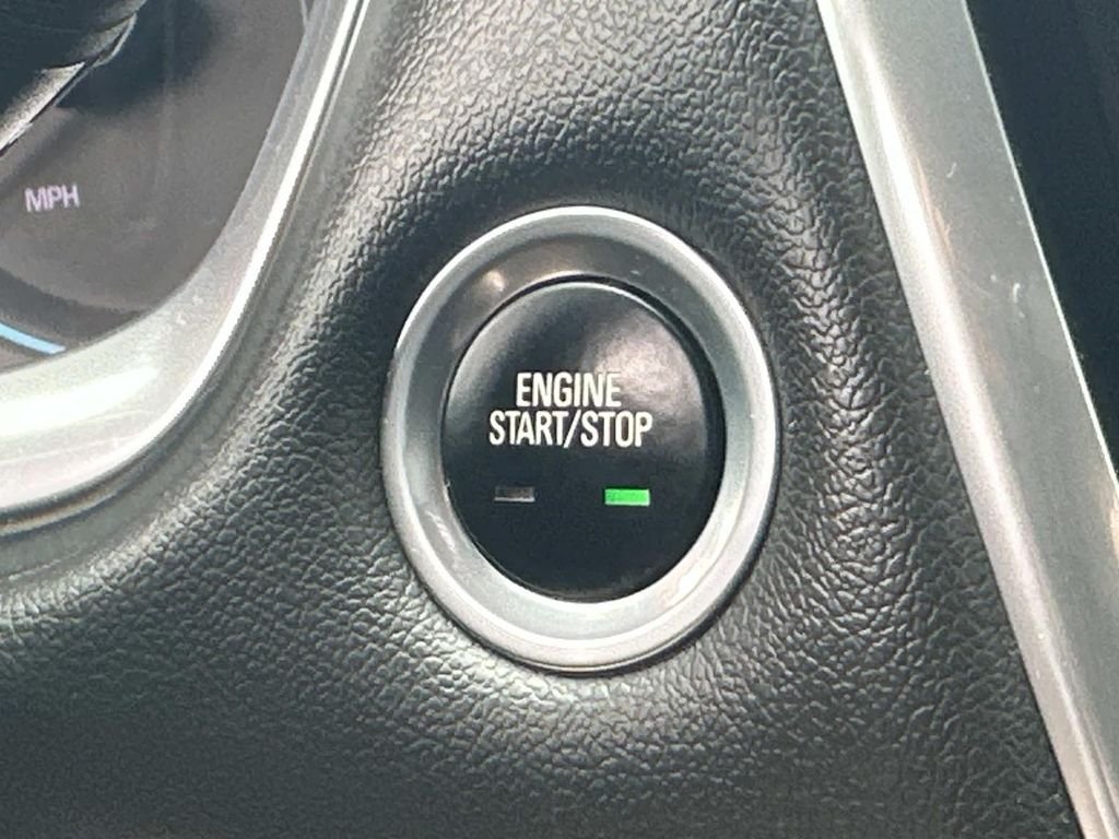 Used 2022  Chevrolet LT image 25