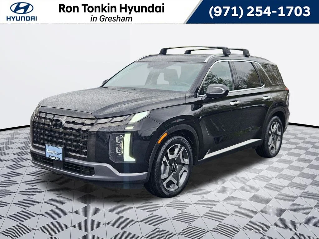 Used 2023 Abyss Black Pearl Hyundai Limited image 1
